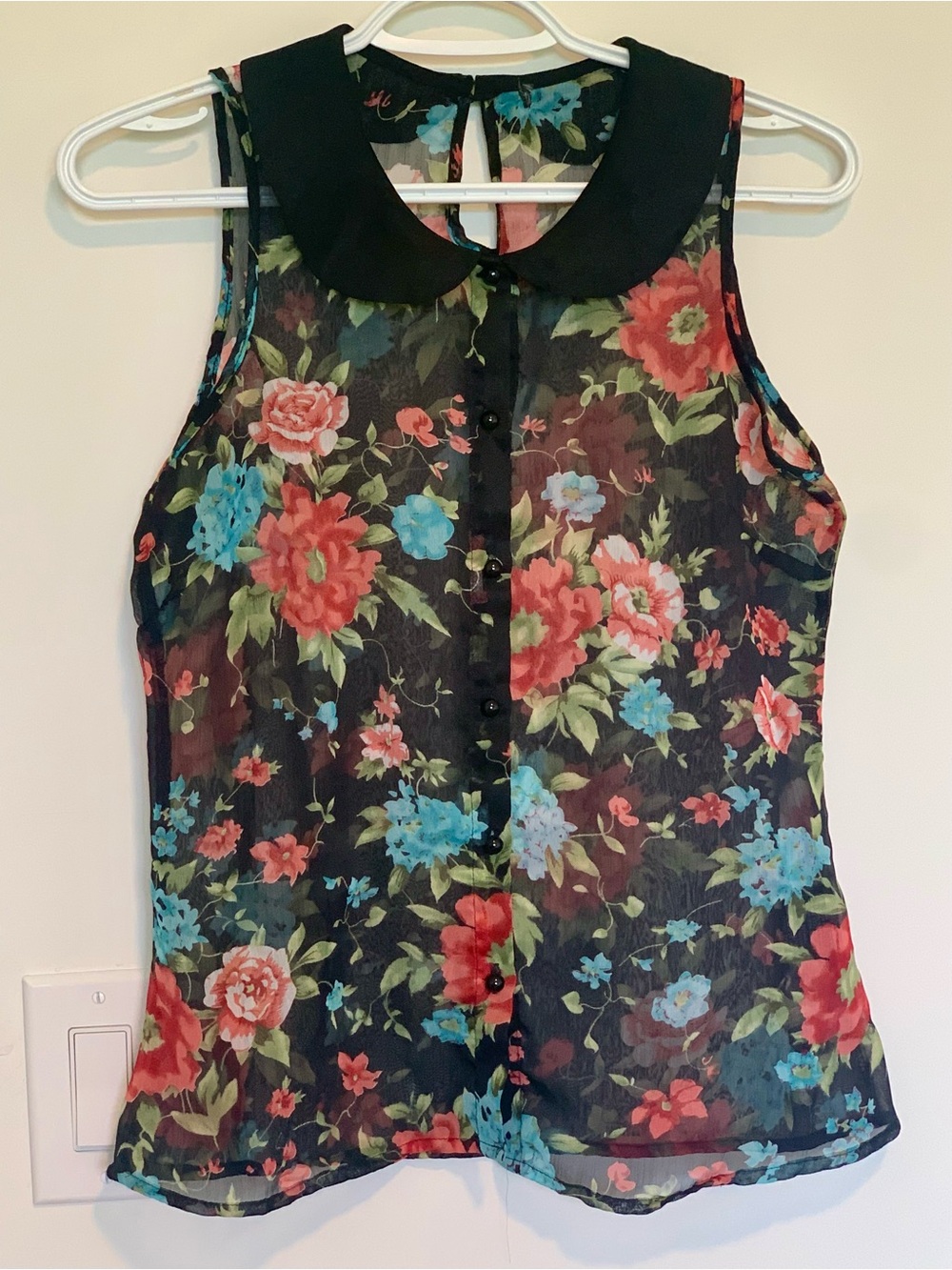 Sheer dark floral sleeveless button up blouse Peter pan collar feminine small